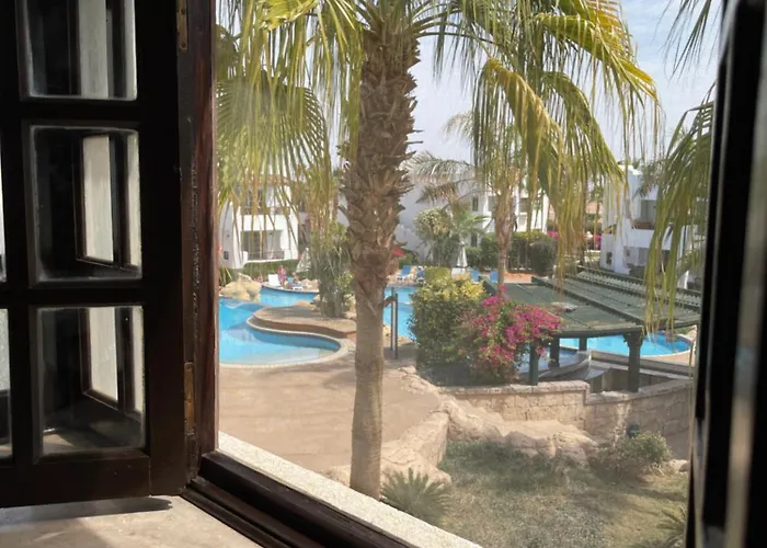 Cozy Stylish With Swimming Pool *